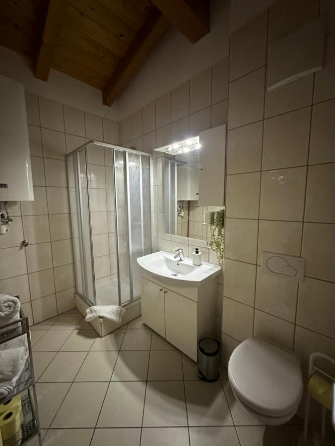 Leo Apart 2 Radfeld Extérieur photo